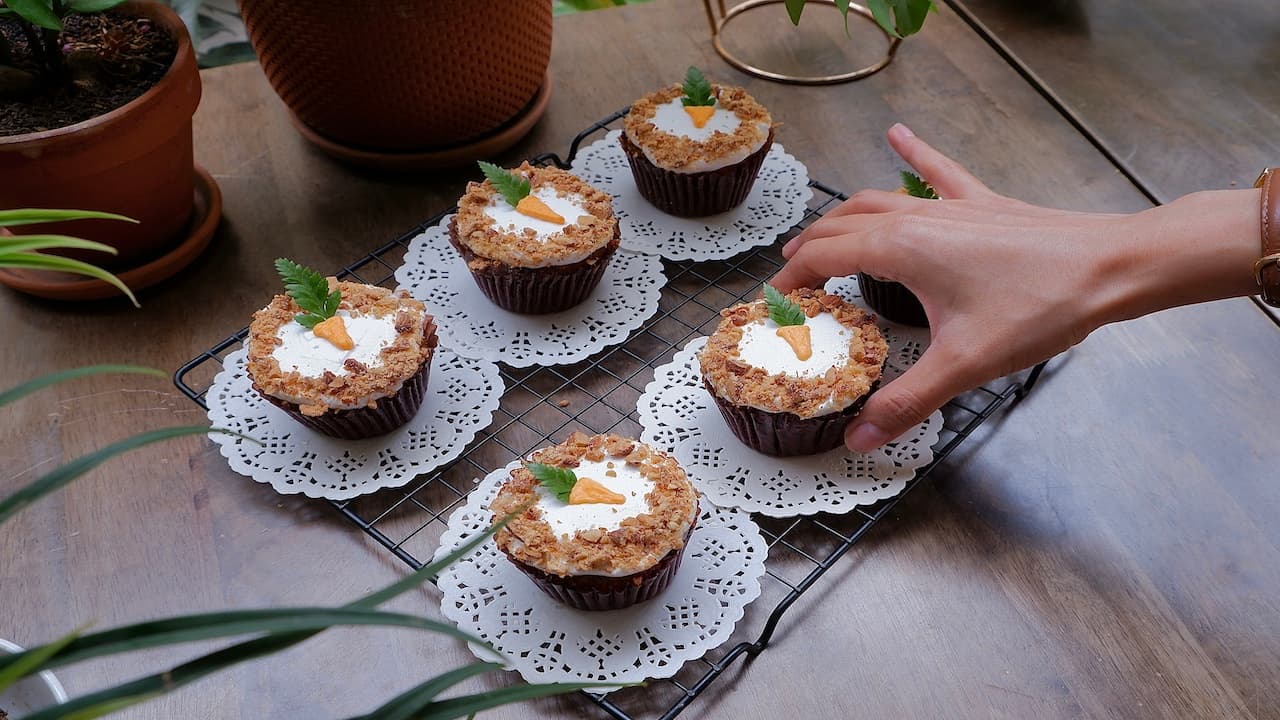 [GARDEN ART] - ART WORKSHOP "CARROT CAKE"